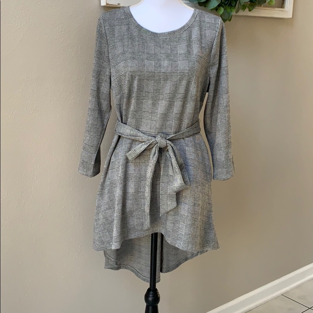 Lane Bryant high low tunic with tie and pockets
